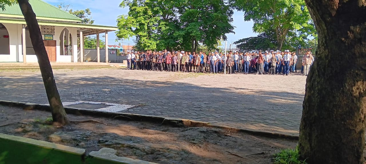 UPTD SMPN 2 MAROS GELAR UPACARA PERINGATAN HARI SUMPAH PEMUDA KE-97 UPTD SMPN 2 MAROS GELAR UPACARA PERINGATAN HARI SUMPAH PEMUDA KE-97