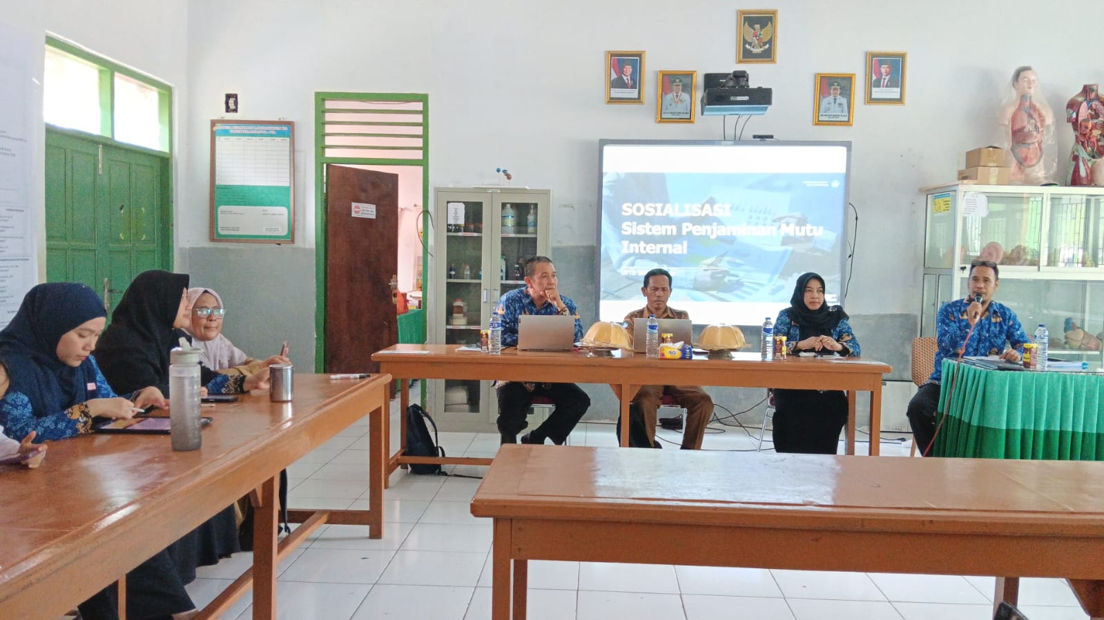 UPTD SMPN 2 Maros Gelar Sosialisasi SPMI untuk Tingkatkan Mutu Pendidikan UPTD SMPN 2 Maros Gelar Sosialisasi SPMI untuk Tingkatkan Mutu Pendidikan
